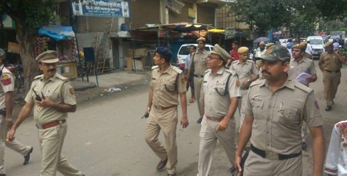 पुलिस की रेप्रेसेंटेशनल इमेज