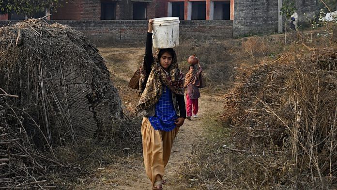 poverty-696x392