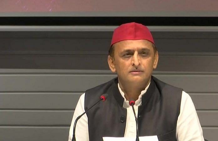 यूपी में ब्लॉक प्रमुख चुनावों में हिंसा को लेकर बोलते सपा प्रमुख अखिलेश यादव | ANI