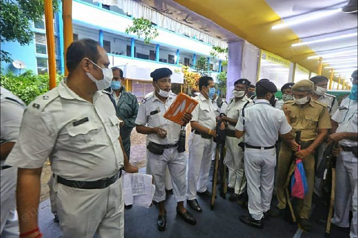 BHAWANI PUR भवानीपुर उपचुनाव मे सुरक्षा के इंतजाम: फोटो: प्रवीण जैन |दिप्रिंट