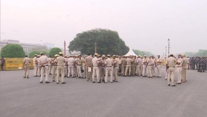 दिल्ली पुलिस की । प्रतीकात्मक तस्वीर/एएनआई
