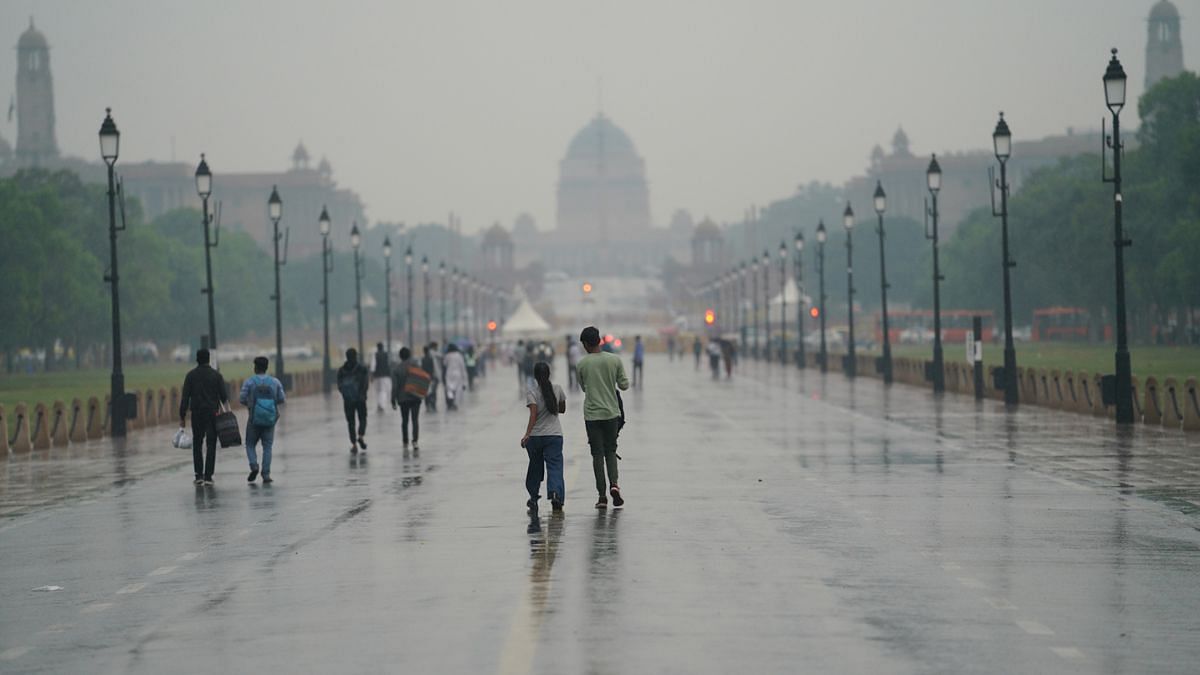 बारिश के बाद दिल्ली के कर्तव्य पथ का नज़ारा | एएनआई