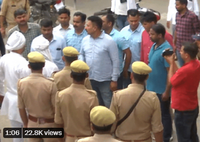 माफिया अतीक अहमद और अशरफ के हत्याकांड के घटनाक्रम को समझने के लिए न्यायिक आयोग के सदस्यों के सामने उस हादसे का सीन री-क्रिएट किया
