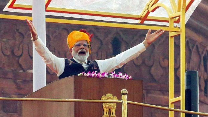 लाल किले की प्राचीर से प्रधानमंत्री नरेंद्र मोदी ने दसवीं बार राष्ट्र को किया संबोधित | फोटो:प्रवीण जैन/दिप्रिंट