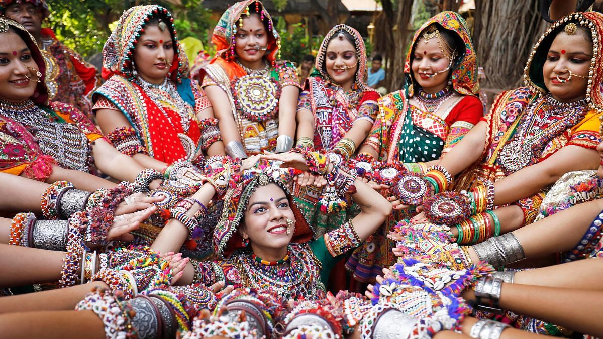 गरबा में मेरी मुस्लिम पहचान कभी कोई समस्या नहीं रही प्रतिबंध सुरक्षा की गारंटी नहीं देगा 1611