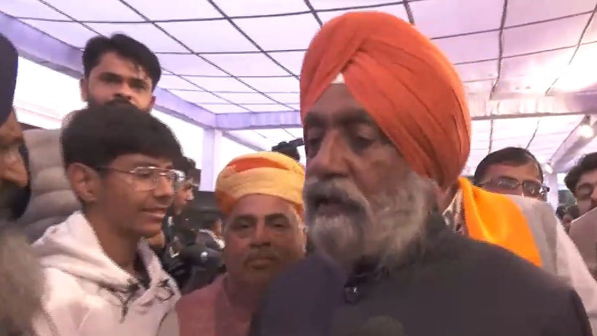 करणपुर चुनाव में हार के बाद बीजेपी के सुरेंद्र पाल सिंह मीडिया से बात करते हुए | फोटो: एएनआई