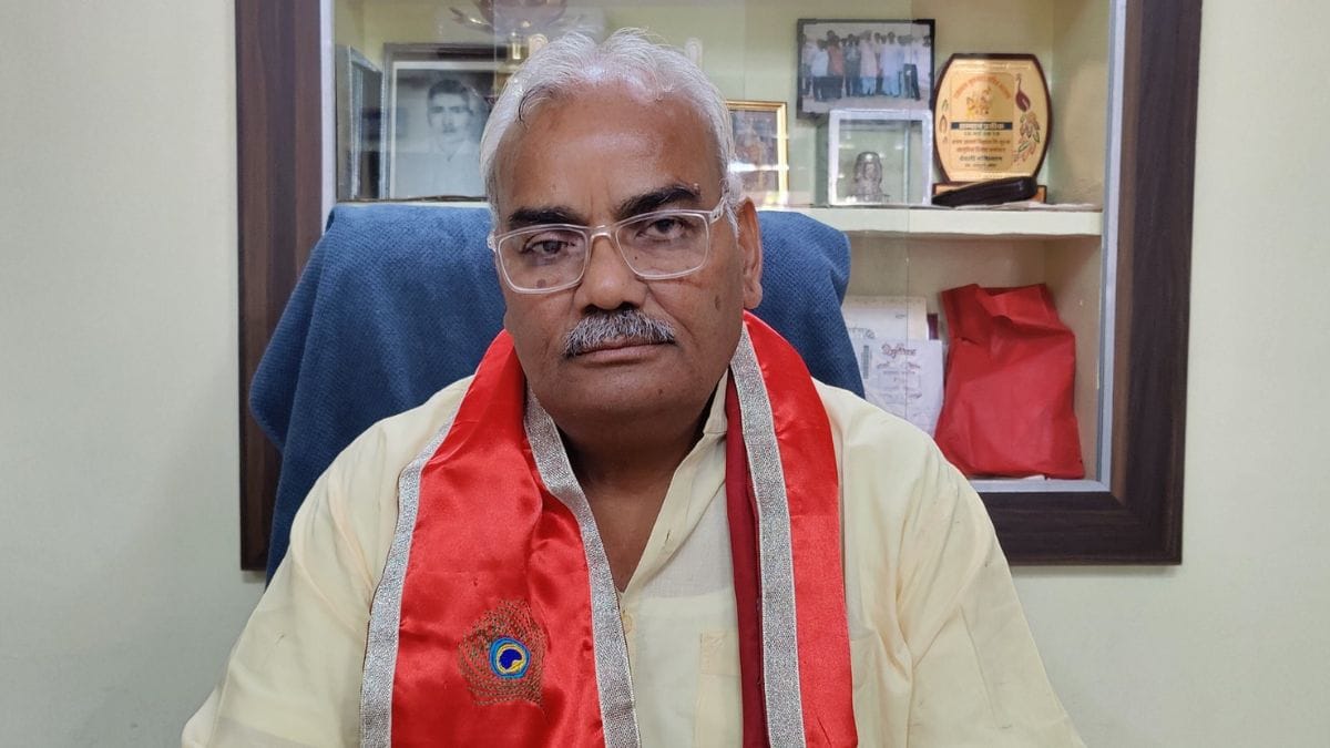 साड़ियां बेचने से लेकर शिक्षा मंत्री तक—कौन हैं अकबर को 'बलात्कारी' कहने वाले BJP नेता मदन दिलावर