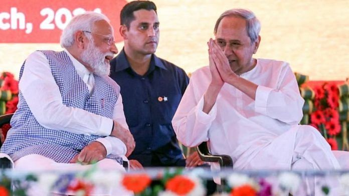 5 मार्च को चंडीखोल, जाजपुर में विकास परियोजनाओं का उद्घाटन करने के लिए एक कार्यक्रम में प्रधानमंत्री नरेंद्र मोदी और ओडिशा के मुख्यमंत्री नवीन पटनायक | फोटो: एएनआई