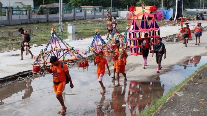 कांवड़ यात्रा के दौरान श्रद्धालुओं की फाइल फोटो | एएनआई
