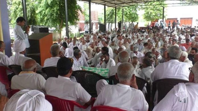 हरियाणा के चरखी दादरी में रविवार को सर्व खाप महापंचायत हुई | फोटो: विशेष व्यवस्था