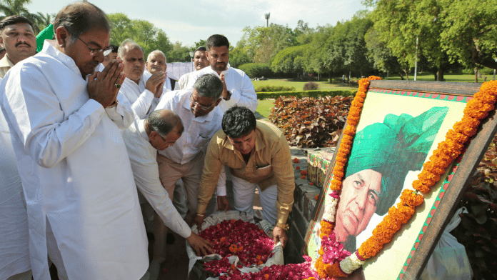 Abhay Singh Chautala pays tribute to former Deputy Prime Minister Chaudhary Devi Lal